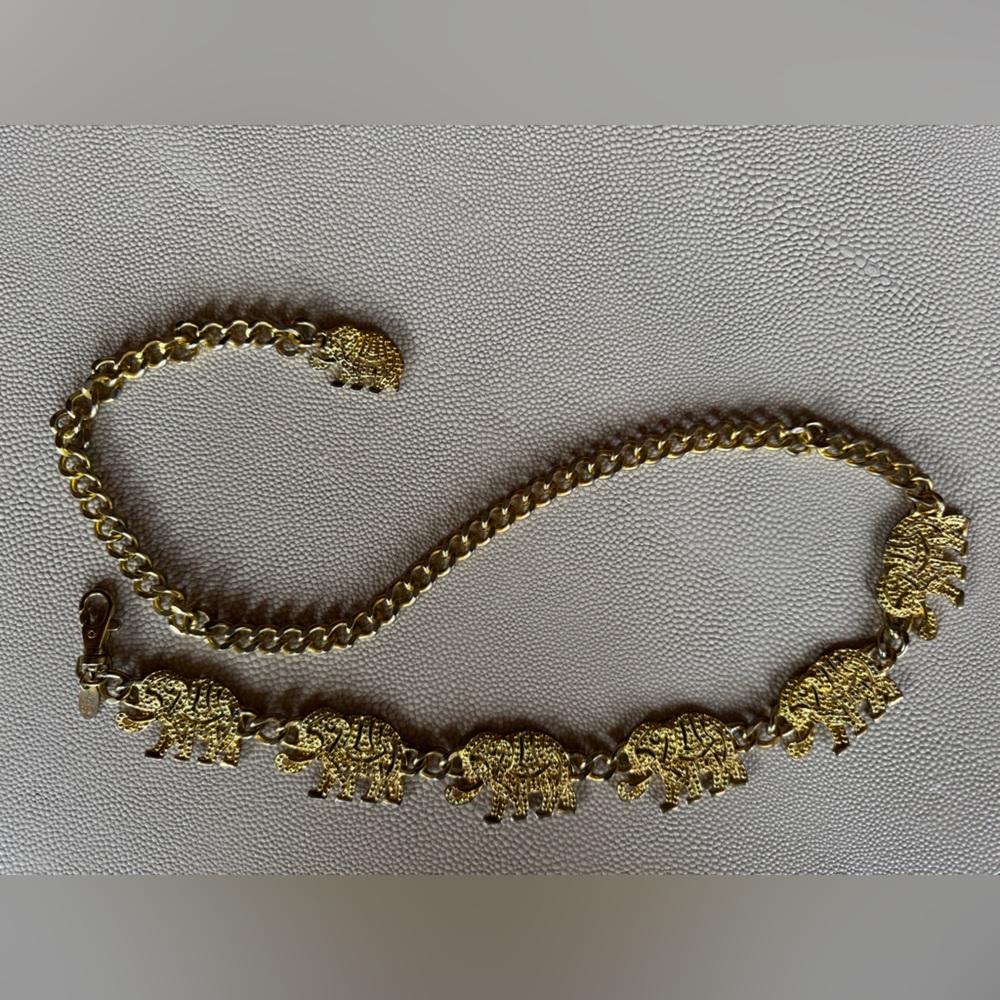 Vintage Gold chain Lucky Elephant 🐘 belt